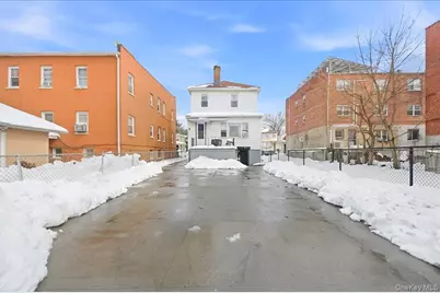 4423 Mundy Lane, Bronx, NY 10466 - Photo 25