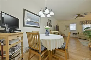 260 Newcastle Ct, Ridge, NY 11961 - Photo 13