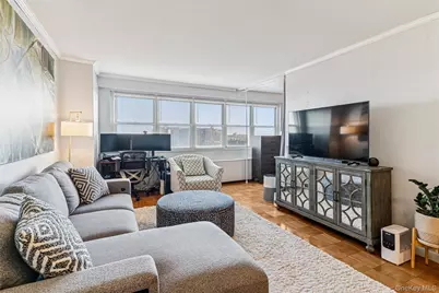 10230 66 Road #15G, Forest Hills, NY 11375 - Photo 3