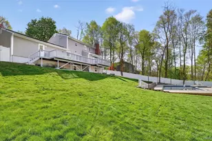 1281 McKeel St, Yorktown Heights, NY 10598 - Photo 29