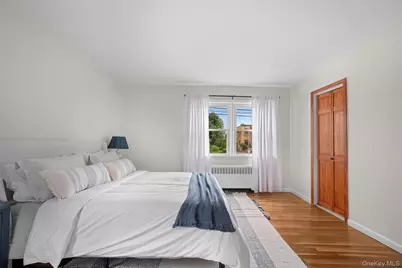 2716 Hewlett Avenue, Merrick, NY 11566 - Photo 29