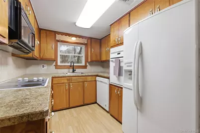 19 King Street, Croton on Hudson, NY 10520 - Photo 11