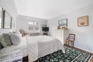 33 Barker Ave, White Plains, NY 10601 - Photo 9