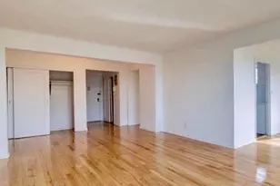 194 Smith St, Freeport, NY 11520 - Photo 3