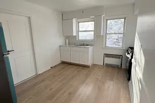 165-25 Union Tpke, Fresh Meadows, NY 11366 - Photo 9