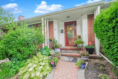 4 Brentwood Avenue, New York, NY 10301 - Photo 3