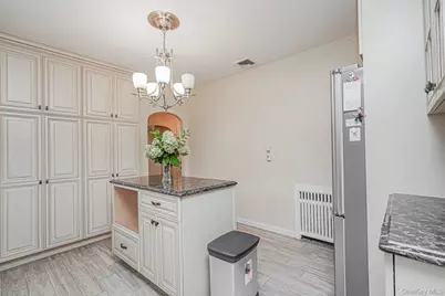 4 Brentwood Avenue, New York, NY 10301 - Photo 13