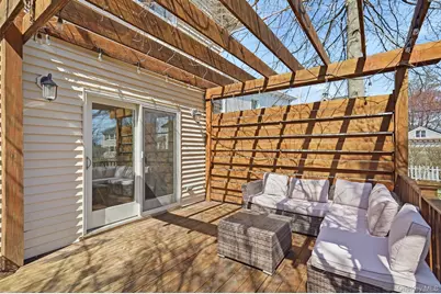 306 Prospect Avenue, Mamaroneck, NY 10543 - Photo 11