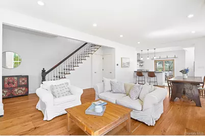 306 Prospect Avenue, Mamaroneck, NY 10543 - Photo 5