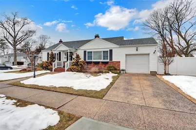 2642 Clovermere Road, Oceanside, NY 11572 - Photo 23