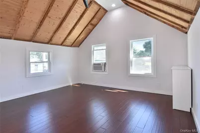 292 Farragut Avenue #2, Hastings on Hudson, NY 10706 - Photo 5