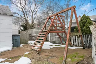 49 Academy St, Patchogue, NY 11772 - Photo 21