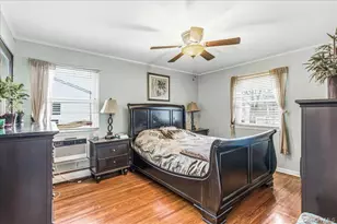 17 Whitehall Ln, New Hyde Park, NY 11040 - Photo 15