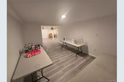 506 Froehlich Place, Elmont, NY 11003 - Photo 9