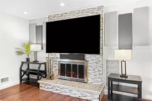 193 Glen Summer Rd, Holbrook, NY 11741 - Photo 9