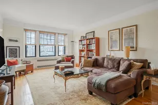 109-14 Ascan Ave, Forest Hills, NY 11375 - Photo 19