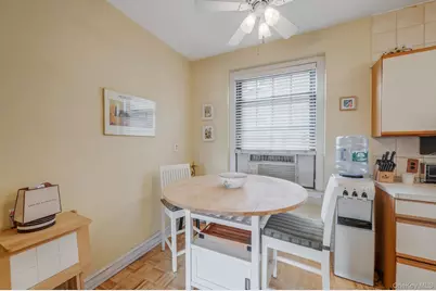 109-14 Ascan Avenue #4B, Forest Hills, NY 11375 - Photo 27