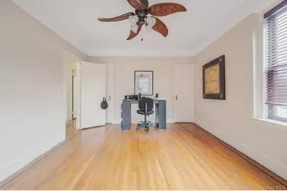 109-14 Ascan Avenue #4B, Forest Hills, NY 11375 - Photo 31