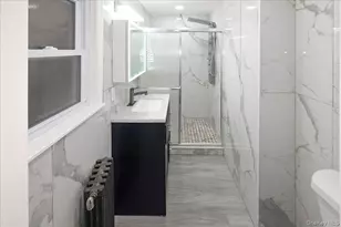 109-73 200th St, Saint Albans, NY 11412 - Photo 17