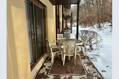 9 Willow Ct #9, Selden, NY 11784 - Photo 19