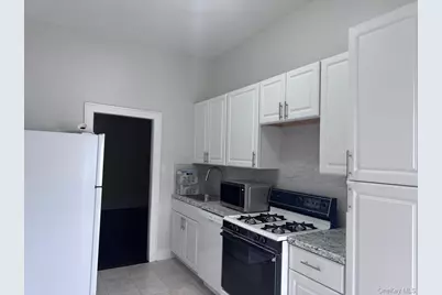 62 Jerusalem Avenue, Hicksville, NY 11801 - Photo 5