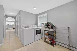 9 Eros Dr, Airmont, NY 10952 - Photo 21