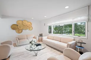 4 Newport Dr, Plainview, NY 11803 - Photo 5