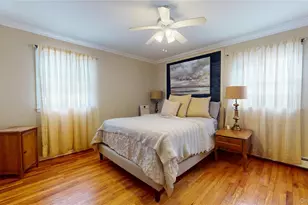 386 Mill Rd, Westhampton, NY 11977 - Photo 17