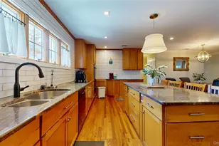 386 Mill Rd, Westhampton, NY 11977 - Photo 7