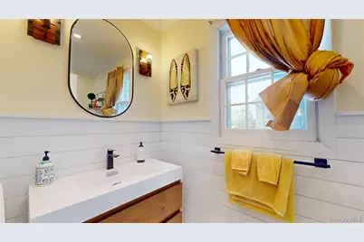 386 Mill Road, Westhampton, NY 11977 - Photo 15