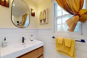 386 Mill Rd, Westhampton, NY 11977 - Photo 15