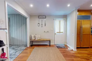 386 Mill Rd, Westhampton, NY 11977 - Photo 5