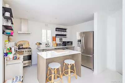 33 Hildreth Street, Southampton, NY 11968 - Photo 15