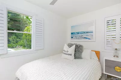 33 Hildreth Street, Southampton, NY 11968 - Photo 27