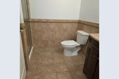 3025 Sunrise Hwy #15, Islip Terrace, NY 11752 - Photo 5