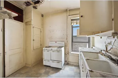523 W 121 Street #22, New York, NY 10027 - Photo 15