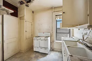 523 W 121st St, New York, NY 10027 - Photo 15