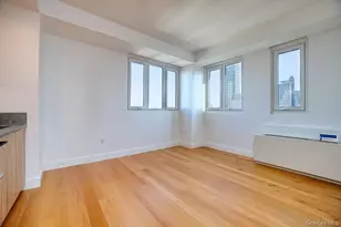 24-16 Queens Plaza S, Long Island City, NY 11101 - Photo 13