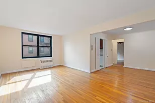 139-15 83rd Ave, Briarwood, NY 11435 - Photo 3