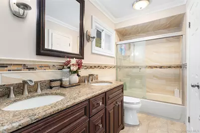 6 Merrick Lane, Spring Valley, NY 10977 - Photo 21