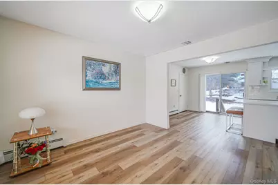 65 Prospect Drive, Brentwood, NY 11717 - Photo 5