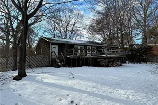 429 Robinson Ave, Patchogue, NY 11772 - Photo 3