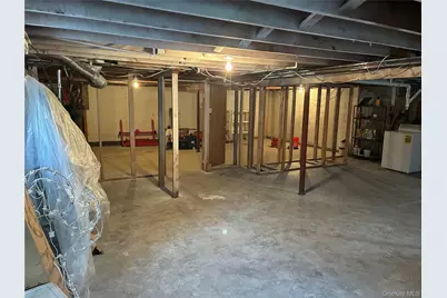 429 Robinson Avenue, Patchogue, NY 11772 - Photo 17