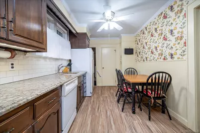 16 Denton Court, Rockville Centre, NY 11570 - Photo 13