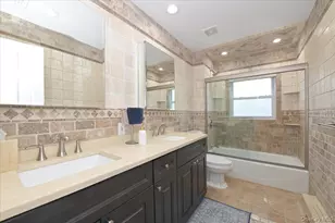 264 N Boston Ave, Massapequa, NY 11758 - Photo 17