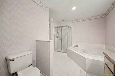 3 Springwood Lane, Huntington, NY 11743 - Photo 27