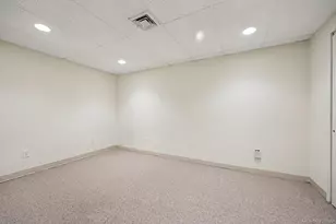 3 Springwood Ln, Huntington, NY 11743 - Photo 31