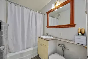 34-25 150th Pl, Flushing, NY 11354 - Photo 13
