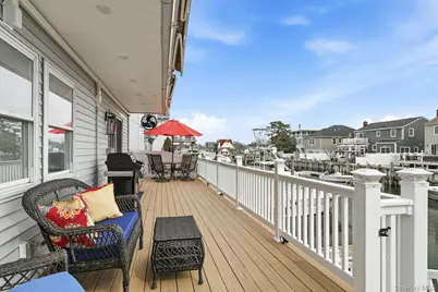 251 Arthur Street, Freeport, NY 11520 - Photo 35