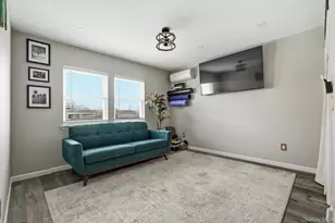 251 Arthur St, Freeport, NY 11520 - Photo 21